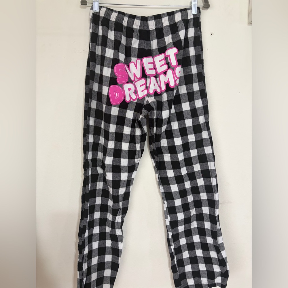 District Monochrome Plaid Pants - Picture 3 of 8